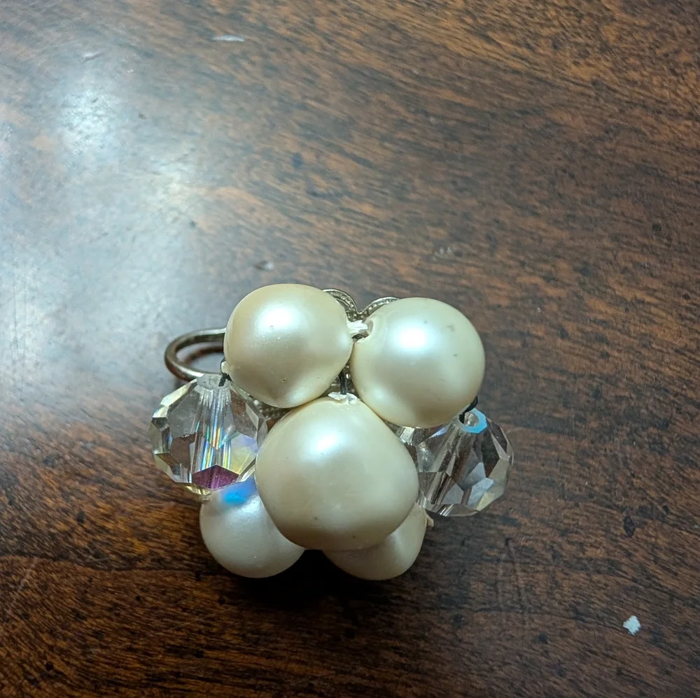 Vintage  Laguna Silver Toned Faux Pearl & Iridescent AB Beaded Clip Earrings - Picture 4 of 10